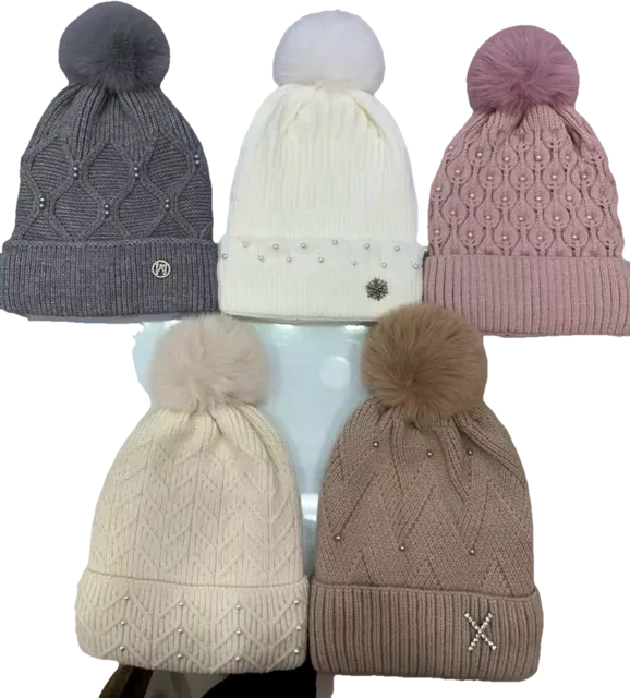 Pom-pom cable beanies